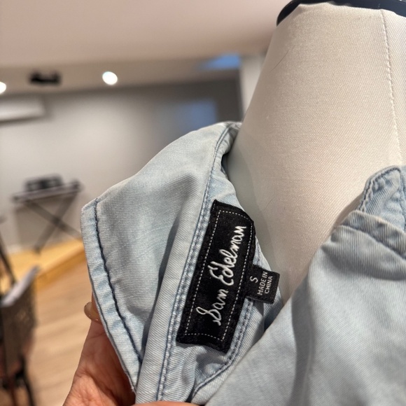 Sam Edelman Womens Shirt Size Small Blue Chambray Back Zip Hi Low Button - Picture 5 of 5